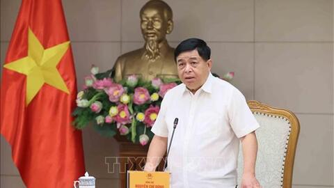 Không để lọt vào cấp ủy người có biểu hiện suy thoái, cơ hội chính trị, tham vọng quyền lực, tham nhũng