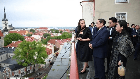 Thủ tướng tìm hiểu mô hình phát huy di sản và phát triển cảng biển ở Estonia