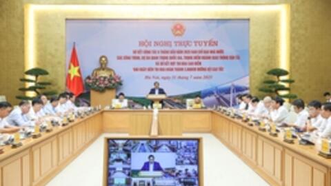 Phấn đấu hoàn thành xuất sắc đột phá chiến lược về hạ tầng giao thông