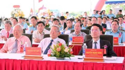 Bộ trưởng Nguyễn Mạnh Hùng dự lễ khởi công đường băng số 2 Cảng hàng không Phù Cát