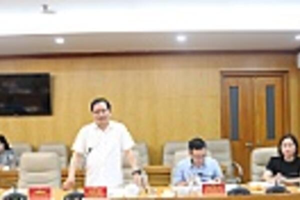 Ban Thường vụ Đảng ủy Cơ quan Đảng ủy Khối làm việc với Ban Chấp hành Công đoàn Cơ quan Đảng ủy Khối