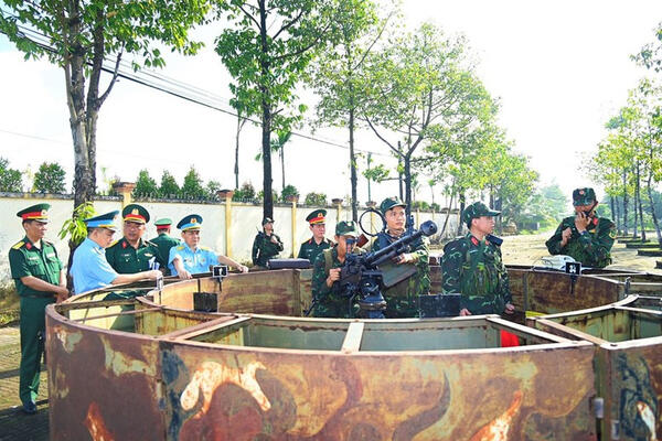 Thành lập Ban chỉ đạo phòng không nhân dân Trung ương