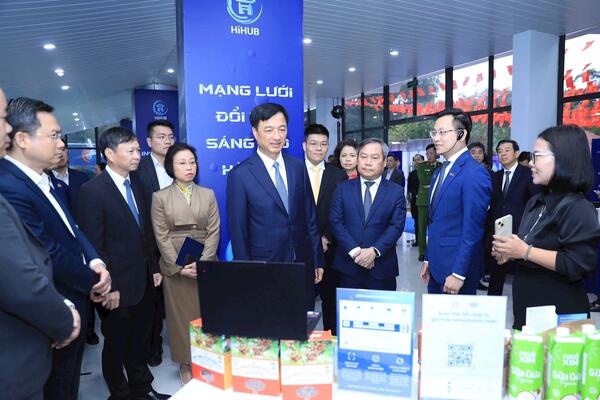 Thực hiện Nghị quyết 57-NQ/TW, sau “khởi động, chạy đà”, chuyển ngay sang “tăng tốc”