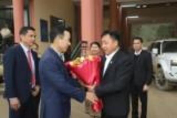 Đón Đoàn đại biểu cấp cao tỉnh Hủa Phăn sang thăm, chúc tết Đảng bộ và Nhân dân tỉnh Thanh Hóa