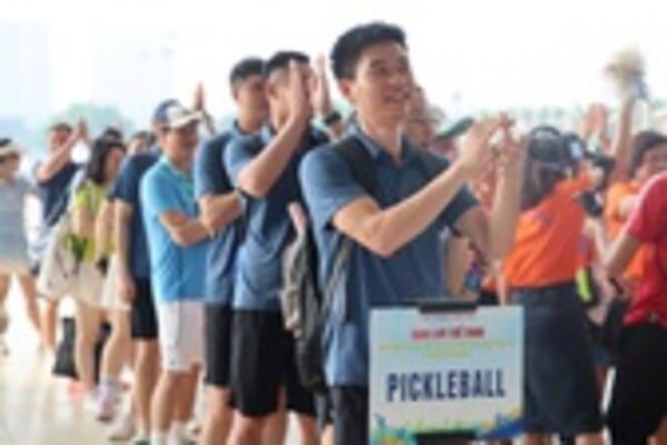 Giao lưu thể thao chào mừng 80 năm Ngày truyền thống Văn phòng Chính phủ