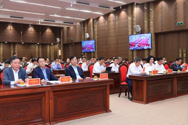 Triển khai Chương trình hành động thực hiện Nghị quyết số 02 của Bộ Chính trị về "Xây dựng và phát triển Thủ đô Hà Nội trong kỷ nguyên mới"