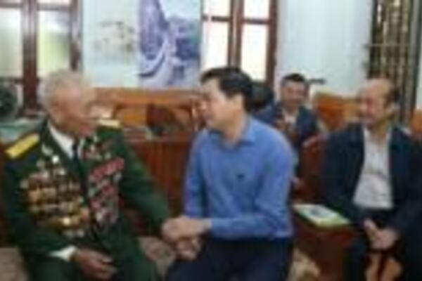 Chủ tịch UBND tỉnh Nguyễn Hoài Anh thăm, kiểm tra tình hình sản xuất, đời sống Nhân dân trước Tết...