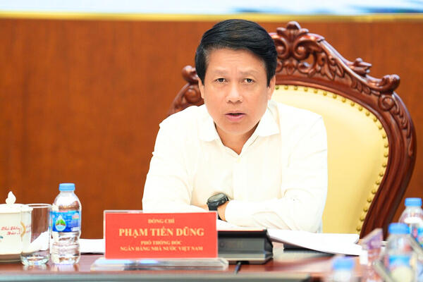Phó Thống đốc Phạm Tiến Dũng chủ trì cuộc họp đánh giá kết quả triển khai công tác cải cách hành chính, cắt giảm đơn giản hóa TTHC