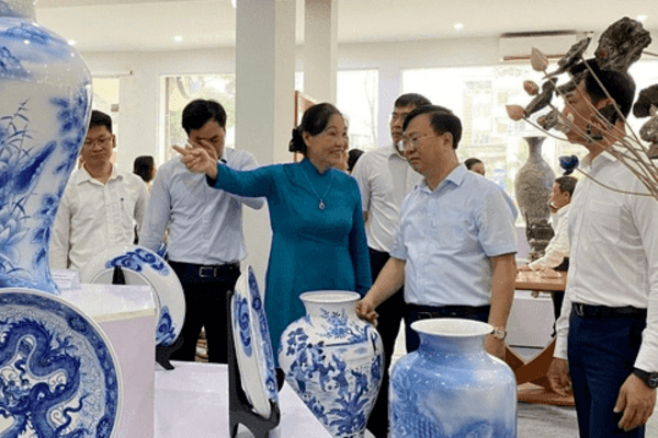 Tìm đối tác cung cấp báo giá các dịch vụ Tổ chức Hội chợ triển lãm hàng công nghiệp nông thôn năm 2025