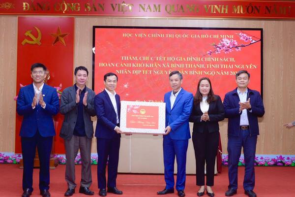 Lãnh đạo Học viện thăm và chúc tết Bính Ngọ 2026 tại xã Bình Thành, Thái Nguyên