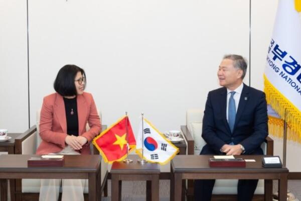 Đại học Quốc gia Pukyong (Hàn Quốc) quan tâm, giúp đỡ sinh viên Việt Nam có môi trường tốt để học tập và rèn luyện