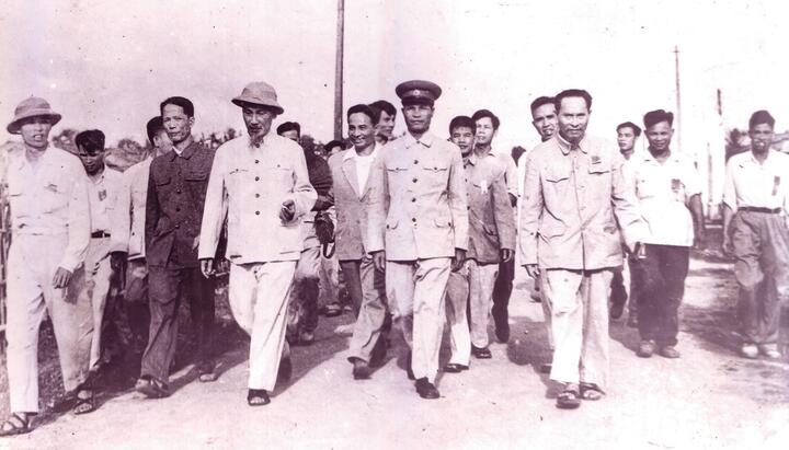 Hà Tĩnh nhớ mãi ơn Người