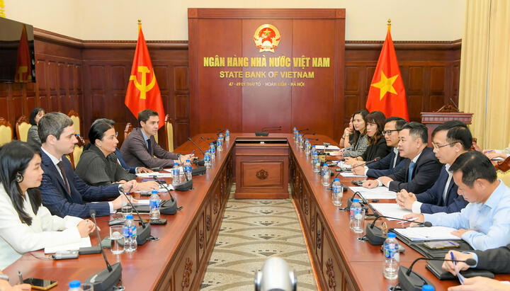 Phó Thống đốc Nguyễn Ngọc Cảnh làm việc với Giám đốc CDOT