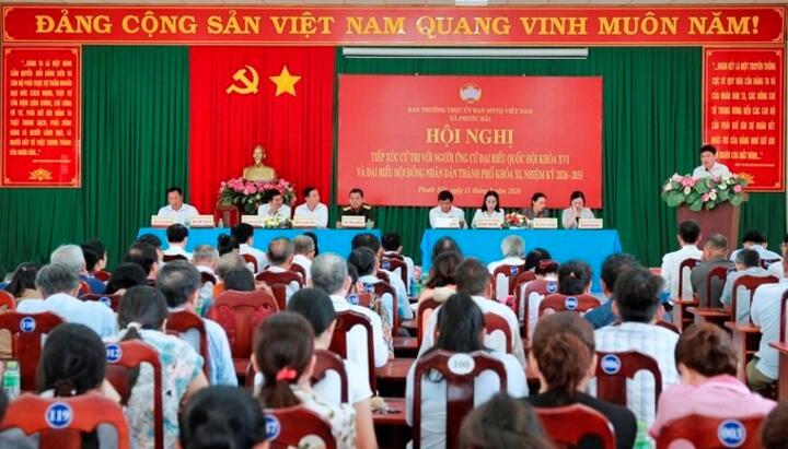 Cử tri xã Phước Hải kiến nghị nâng cao chất lượng môi trường, đô thị