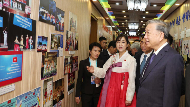 Tổng Bí thư Tô Lâm thăm Trường mẫu giáo Kiêng Sang và lớp học mang tên Bác Hồ