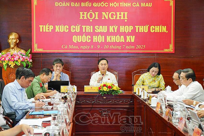 Cử tri Cà Mau bày tỏ tâm tư, kỳ vọng qua kết nối trực tuyến với đại biểu Quốc hội