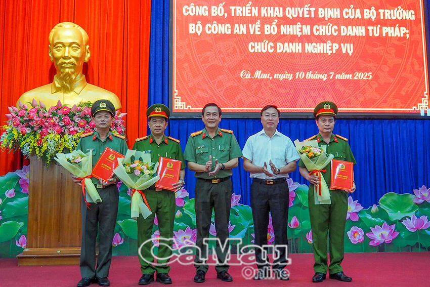 Chủ động nắm tình hình, giữ vững ổn định xã hội trong giai đoạn mới