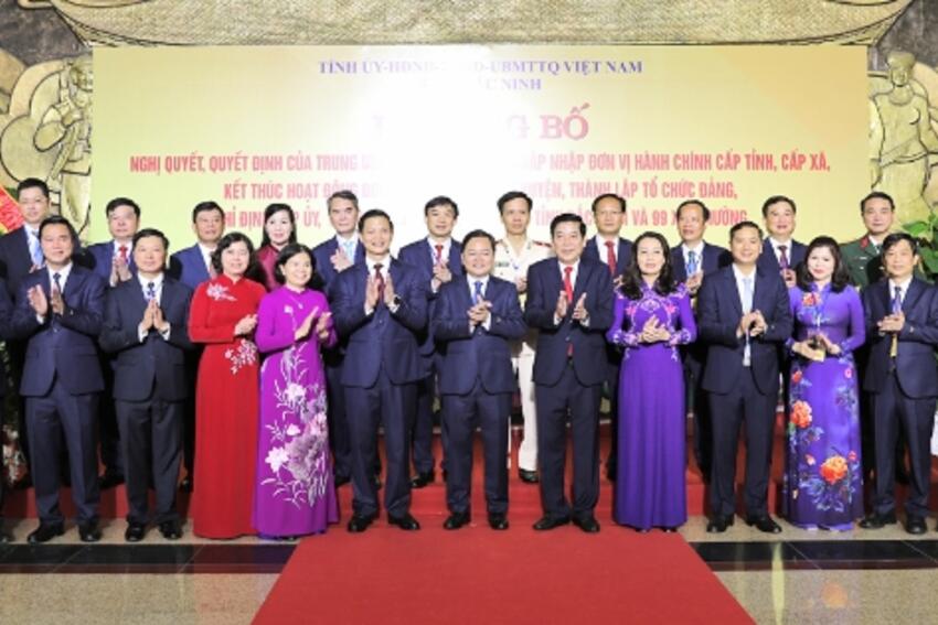 Lễ công bố Nghị quyết 202/2025/QH15 của Quốc hội về sắp xếp đơn vị hành chính cấp tỉnh