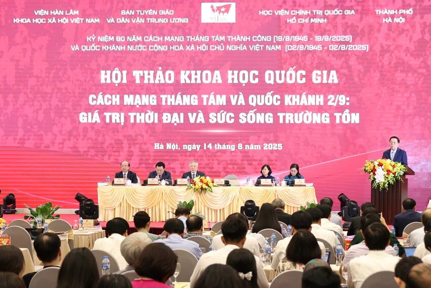 Vận dụng sáng tạo những bài học Cách mạng Tháng Tám, hiện thực hóa khát vọng xây dựng đất nước hùng cường