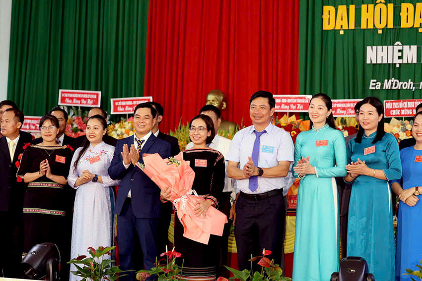 Đảng bộ xã Ea M’Droh long trọng tổ chức Đại hội đại biểu lần thứ I, nhiệm kỳ 2025 – 2030