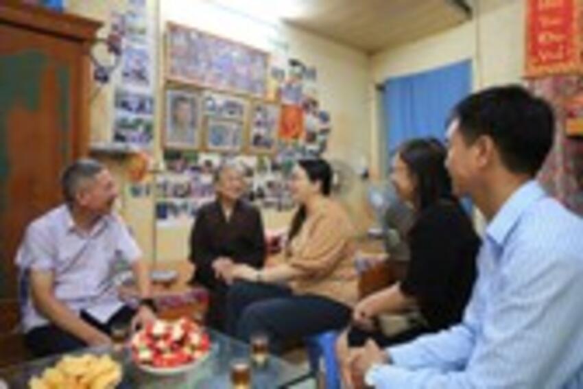 Văn phòng Chính phủ thăm hỏi, tri ân đến các gia đình liệt sĩ