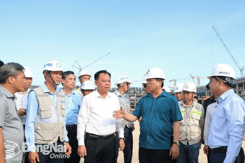 Phải thông xe kỹ thuật tuyến chính đường cao tốc Biên Hòa - Vũng Tàu trước ngày 19-12