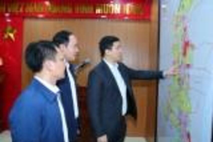 Phó Bí thư Thường trực Tỉnh ủy Nguyễn Hồng Phong thăm, làm việc tại xã Hoa Lộc