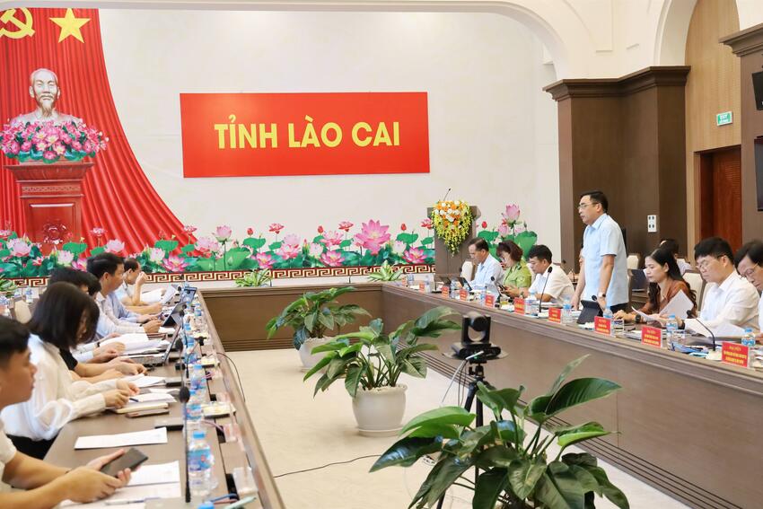 Thứ trưởng Bộ Nông nghiệp và Môi trường Nguyễn Quốc Trị làm việc với UBND tỉnh Lào Cai tháo gỡ các khó khăn, vướng mắc, điểm nghẽn trong ngành Nông nghiệp và Môi trường