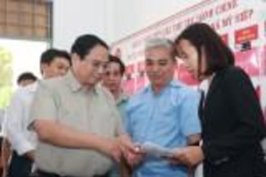 Chủ động đấu tranh phản bác các luận điệu sai trái, thù địch xuyên tạc chủ trương của Đảng về sắp...