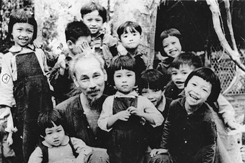 Thiếu nhi với Bác Hồ: Những bài ca sống mãi cùng năm tháng