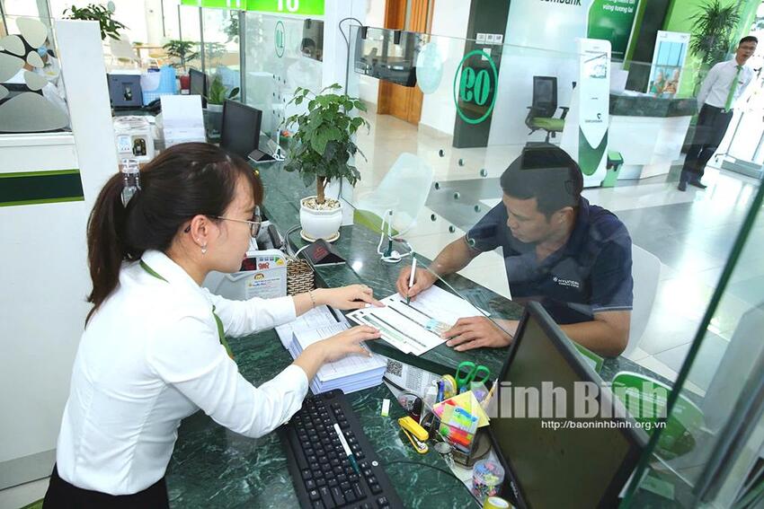Vietcombank Chi nhánh Ninh Bình: Đào tạo cán bộ "vừa hồng, vừa chuyên”