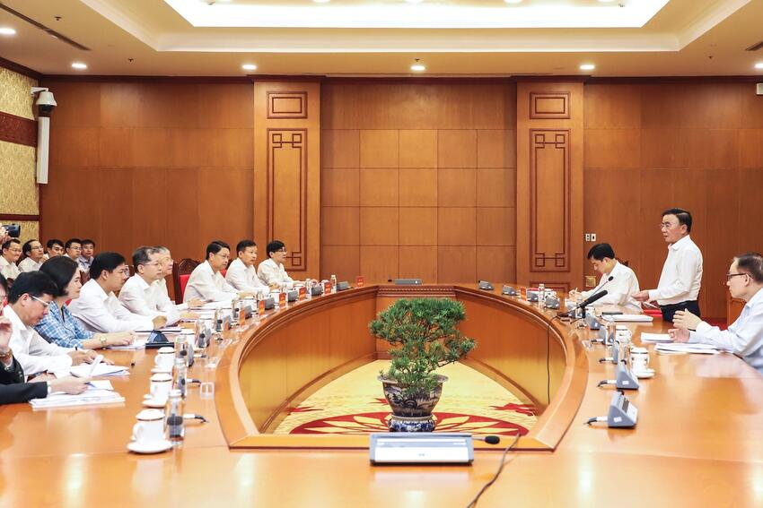 Bộ Chính trị làm việc với Ban Thường vụ Thành ủy Đà Nẵng về chuẩn bị Đại hội Đảng bộ thành phố lần thứ XXIII, nhiệm kỳ 2025 - 2030