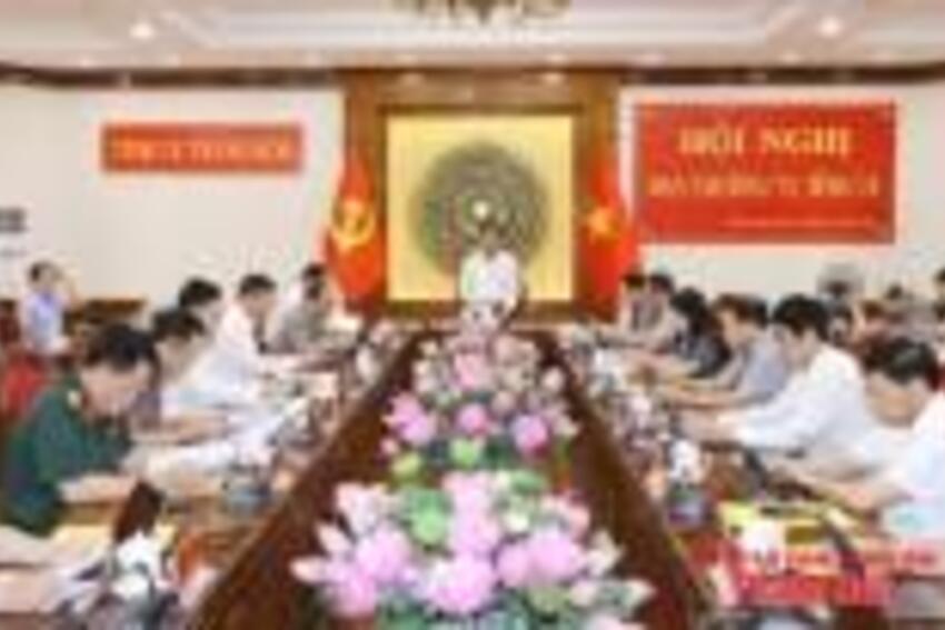 Ban Thường vụ Tỉnh ủy đánh giá tình hình hoạt động chính quyền địa phương 2 cấp và nhiều nội dung...