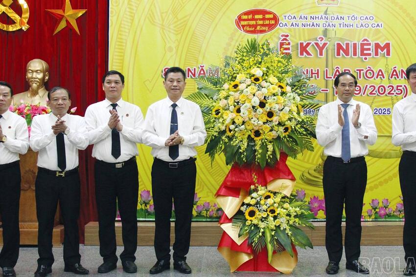 Lào Cai: Kỷ niệm 80 năm Ngày thành lập Tòa án nhân dân (13/9/1945 - 13/9/2025)