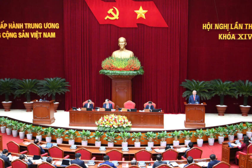 Ngày làm việc thứ hai Hội nghị lần thứ hai Ban Chấp hành Trung ương Đảng khóa XIV