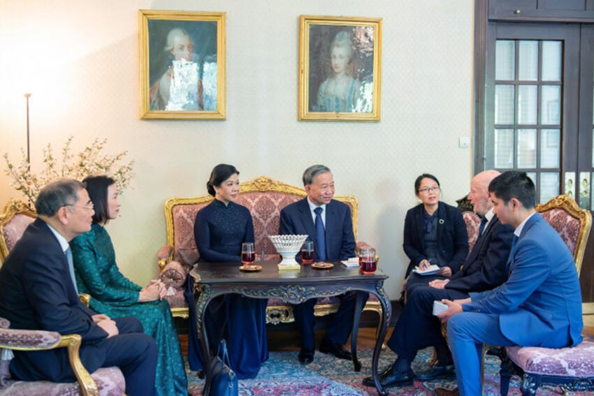 Tổng Bí thư Tô Lâm thăm nơi Bác Hồ từng ở tại Bulgaria