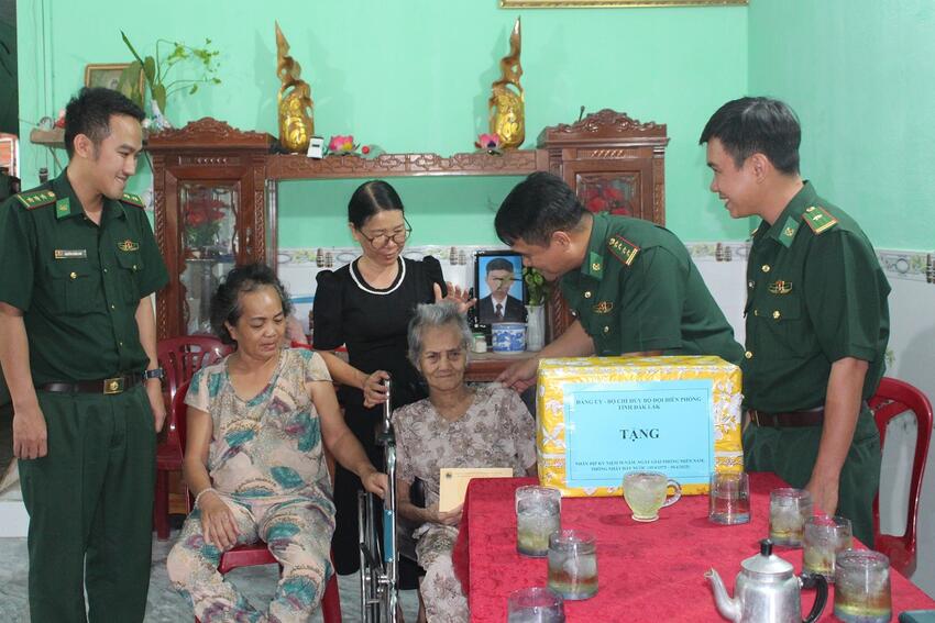 Bộ đội Biên phòng Đắk Lắk triển khai nhiều hoạt động ý nghĩa chào mừng kỷ niệm 50 năm Ngày Giải phóng miền Nam, thống nhất đất nước