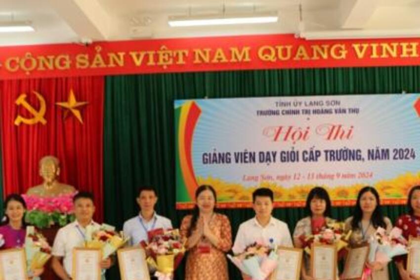 Trường Chính trị Hoàng Văn Thụ tổ chức Hội thi giảng viên dạy giỏi cấp trường năm 2024