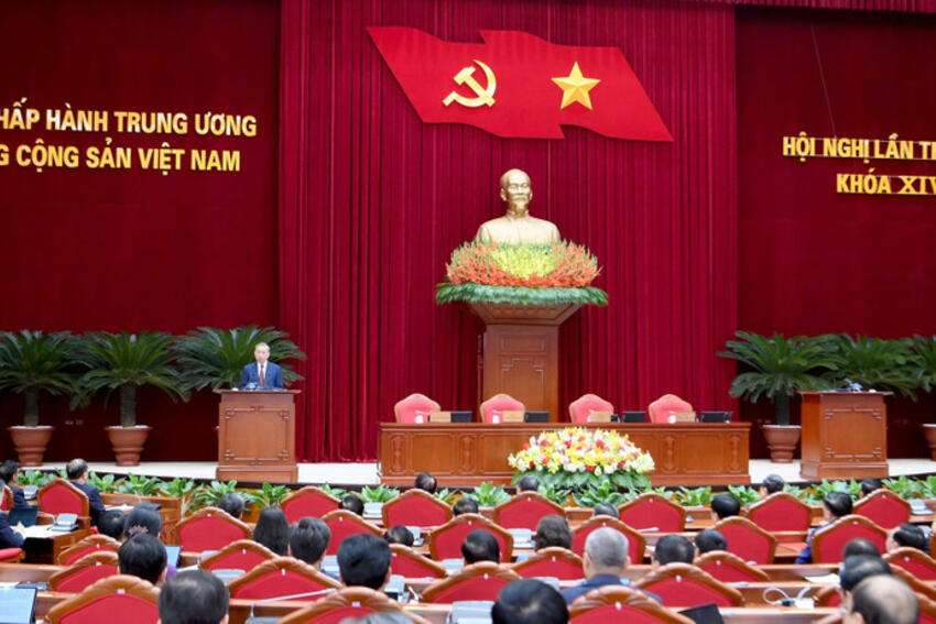 Bế mạc Hội nghị lần thứ hai Ban Chấp hành Trung ương Đảng khóa XIV