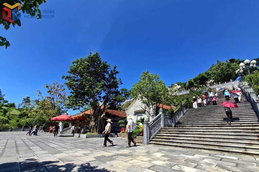 Phát huy giá trị du lịch tâm linh vùng Đông Bắc