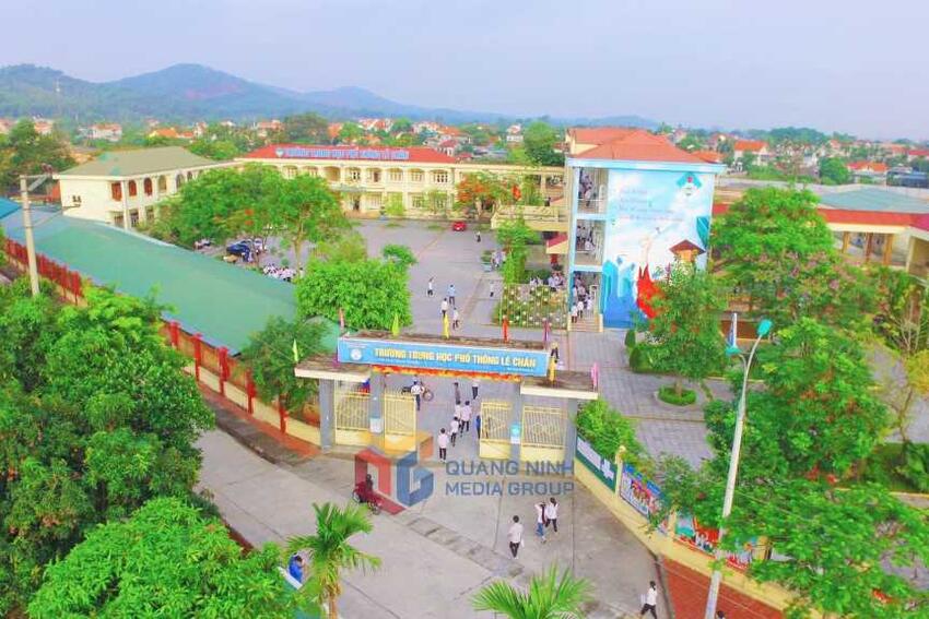 Nỗ lực xây dựng trường đạt chuẩn quốc gia