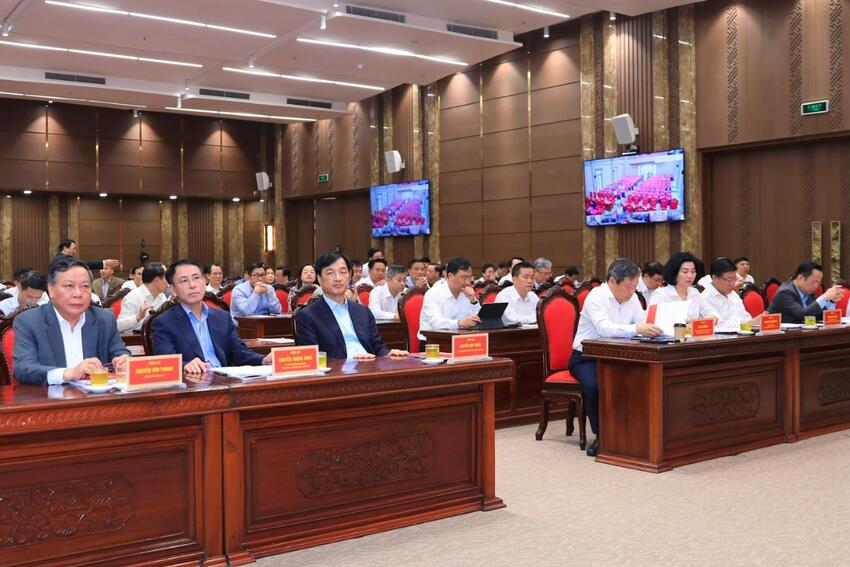 Triển khai Chương trình hành động thực hiện Nghị quyết số 02 của Bộ Chính trị về "Xây dựng và phát triển Thủ đô Hà Nội trong kỷ nguyên mới"