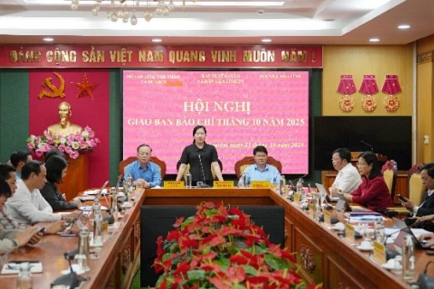 Lan tỏa tinh thần đoàn kết, đồng thuận vượt qua khó khăn, hoàn thành nhiệm vụ phát triển kinh tế - xã hội năm 2025