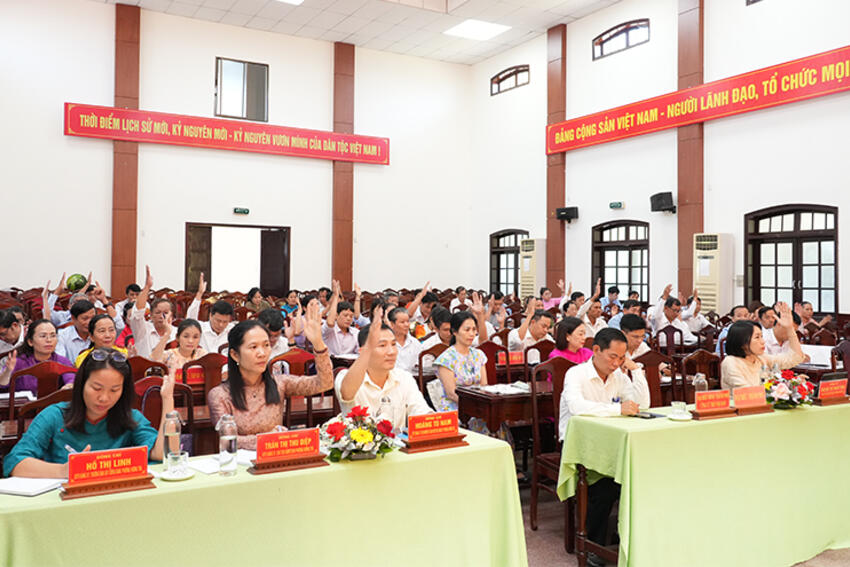HĐND phường Hương Trà khóa I tổ chức kỳ họp thứ 2