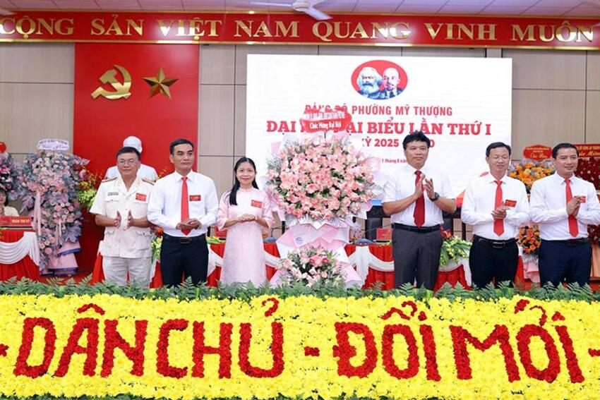Phường Mỹ Thượng tổ chức thành công Đại hội Đại biểu Đảng bộ phường lần thứ I, nhiệm kỳ 2025 - 2030