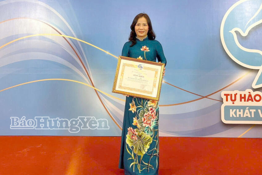 Những bông hoa tỏa hương giữa đời thường