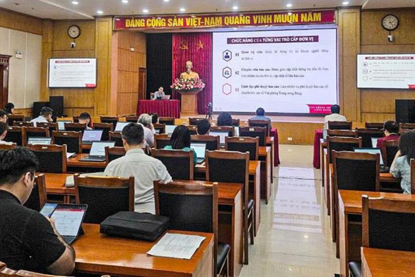 Tập huấn sử dụng Hệ thống giám sát, đánh giá việc triển khai thực hiện Nghị quyết số 57-NQ/TW