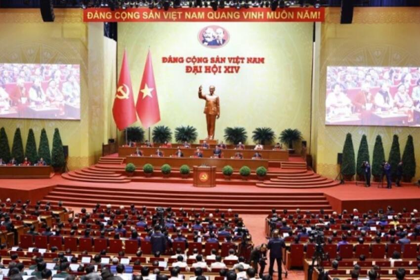 Chỉ thị của Bộ Chính trị về nghiên cứu, học tập, quán triệt, tuyên truyền và triển khai thực hiện Nghị quyết Đại hội lần thứ XIV của Đảng