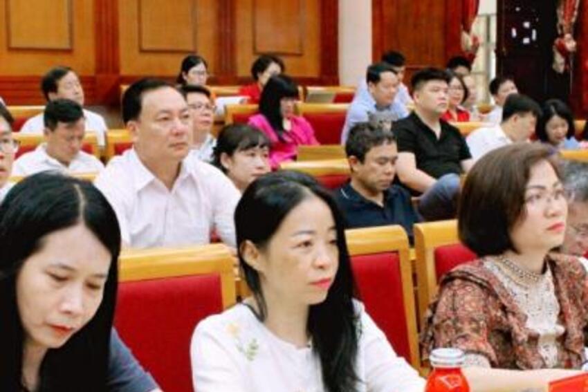 Đa dạng cách thức học tập, quán triệt, tuyên truyền nghị quyết của Đảng