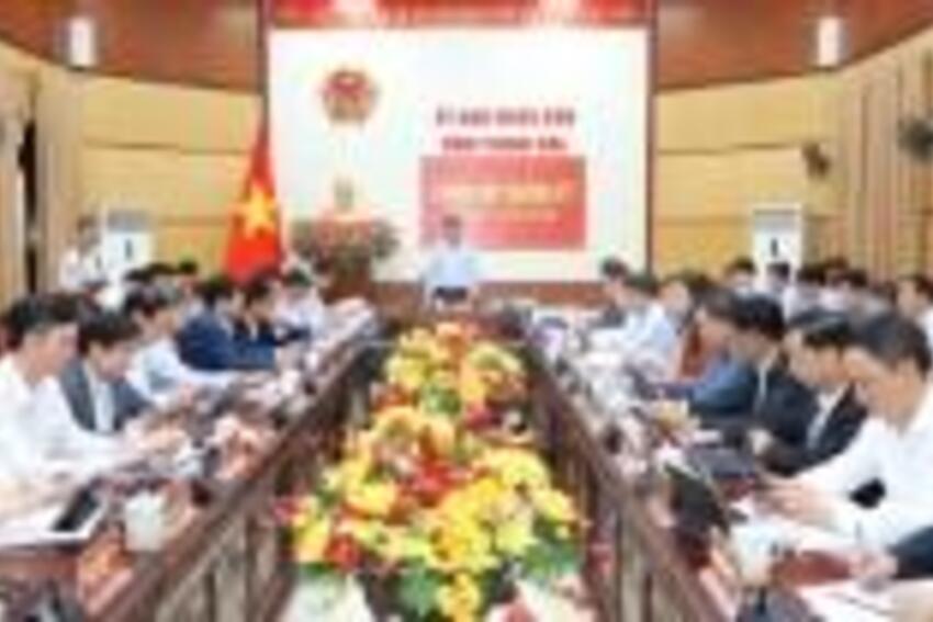 UBND tỉnh họp phiên thường kỳ tháng 12/2025